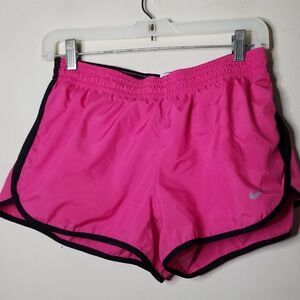 Nike shorts dryfit lined pink and black size mediu